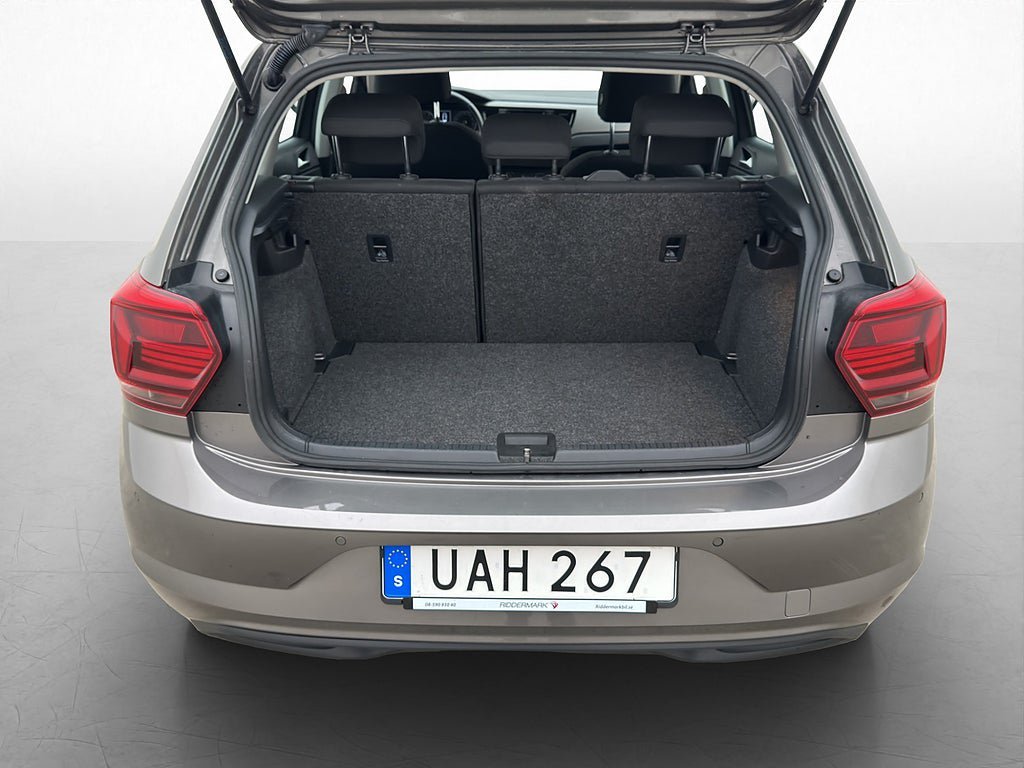 Vehicle Image 21