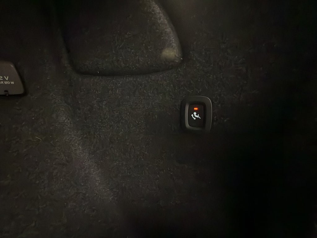 Vehicle Image 32