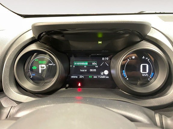 Vehicle Image 12