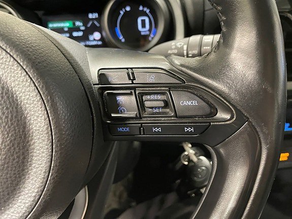 Vehicle Image 19