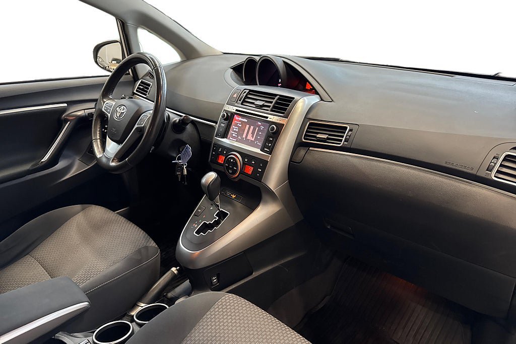 Vehicle Image 15