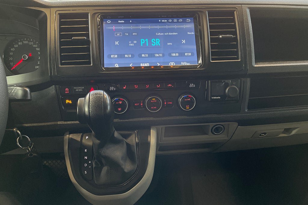Vehicle Image 24