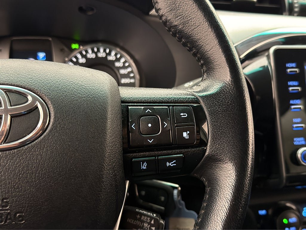 Vehicle Image 22