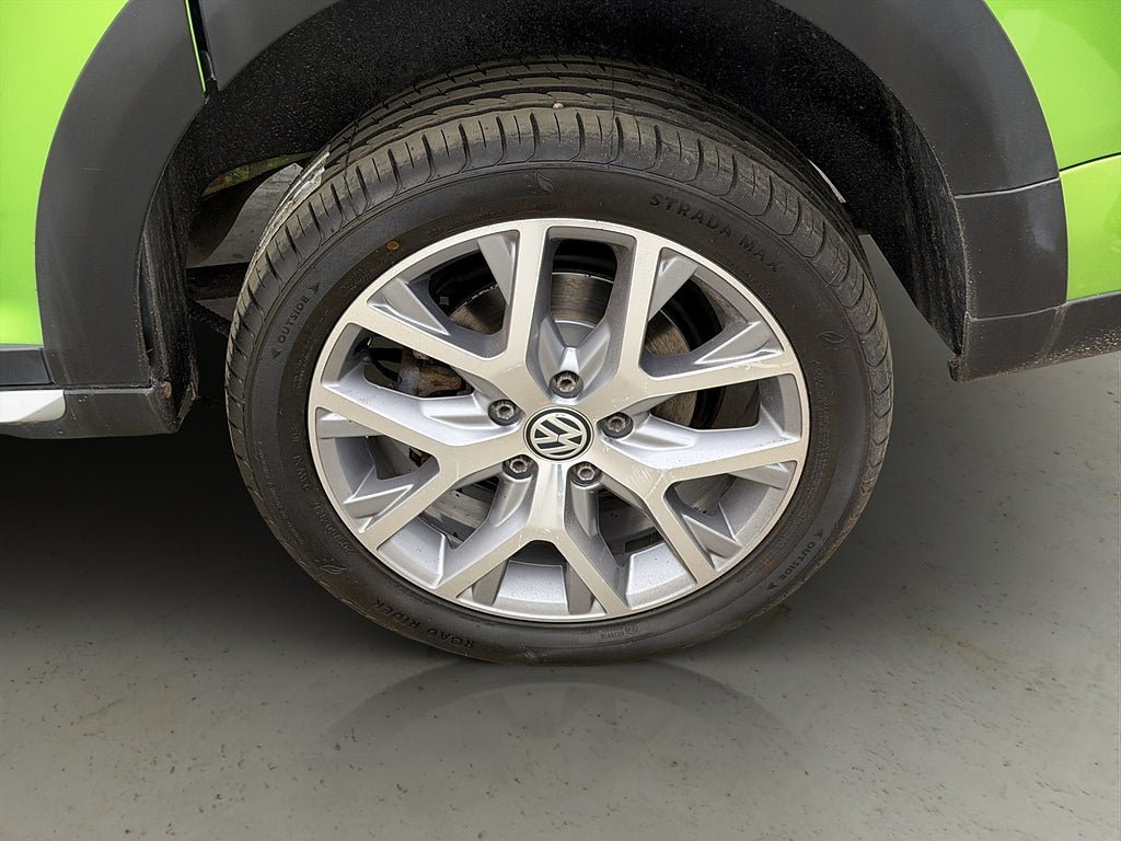 Vehicle Image 28