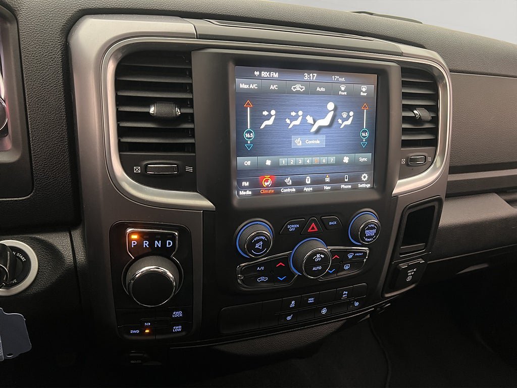 Vehicle Image 22