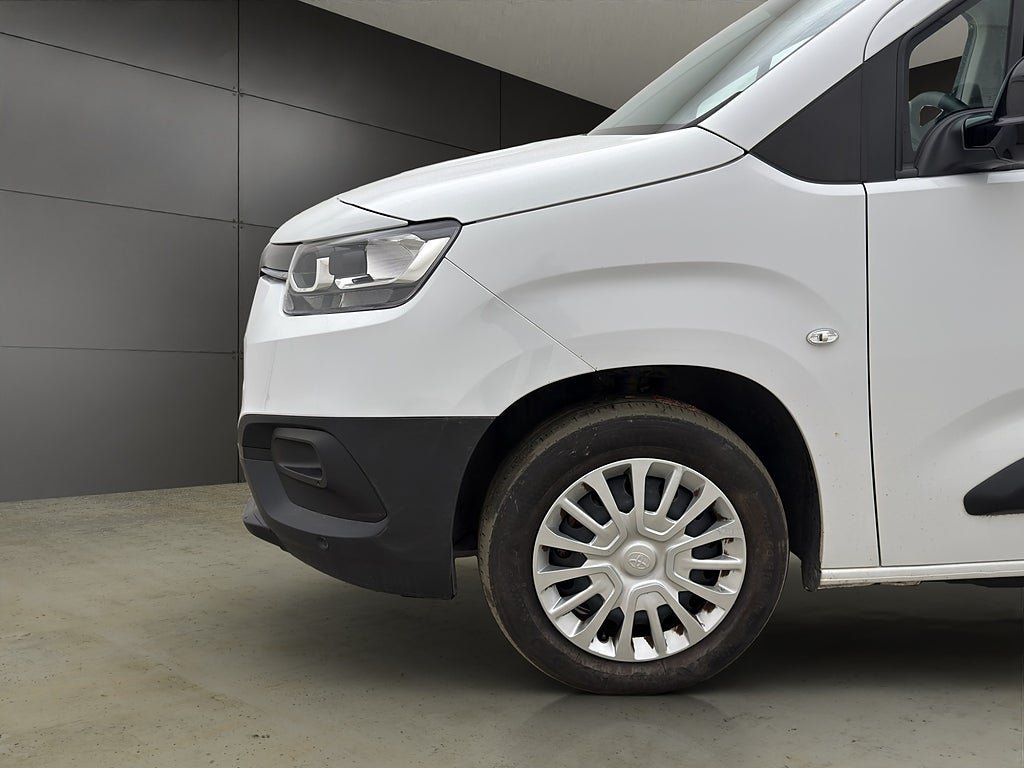 Vehicle Image 27