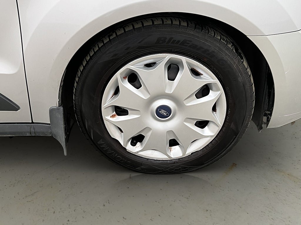 Vehicle Image 33