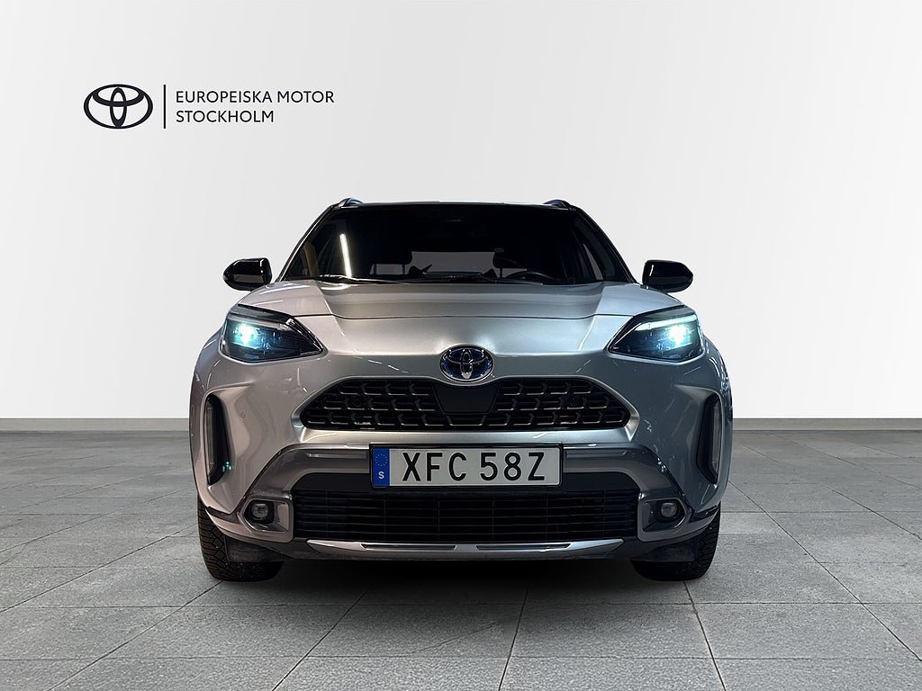 Vehicle Image 6