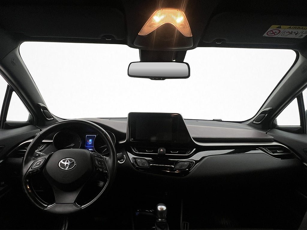Vehicle Image 12