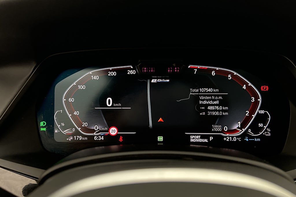 Vehicle Image 19