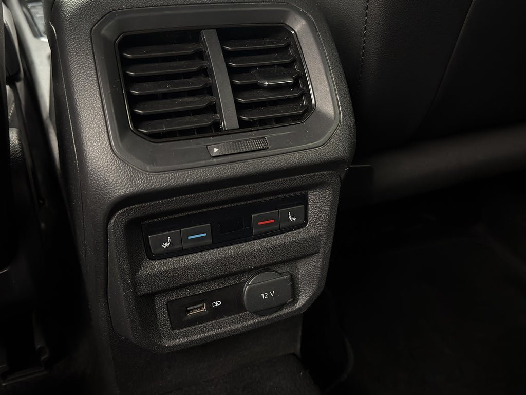 Vehicle Image 27