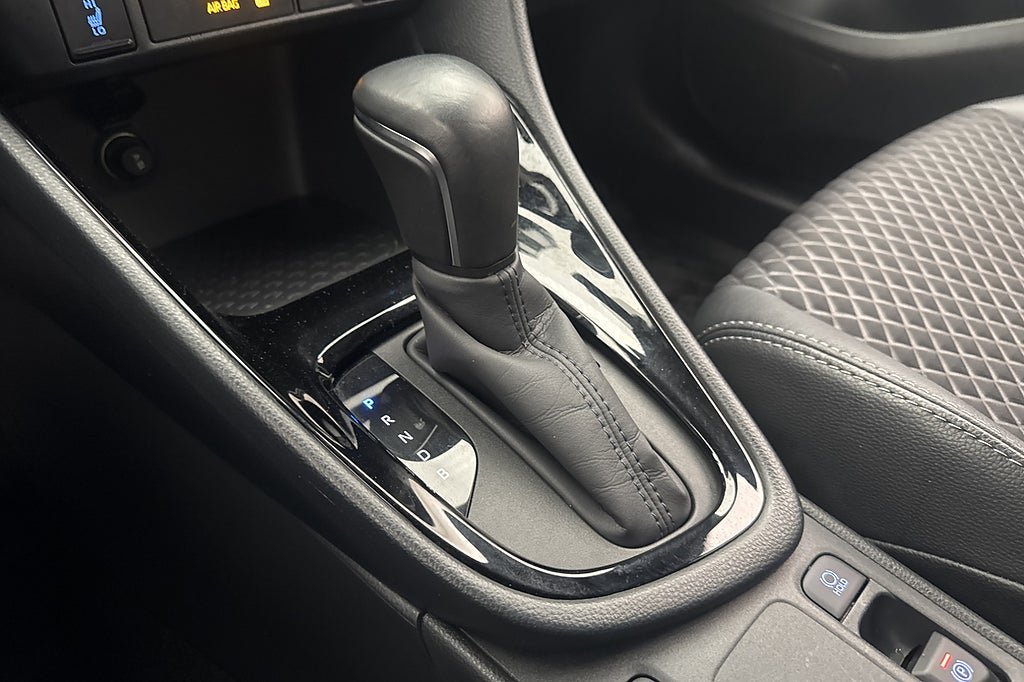 Vehicle Image 23