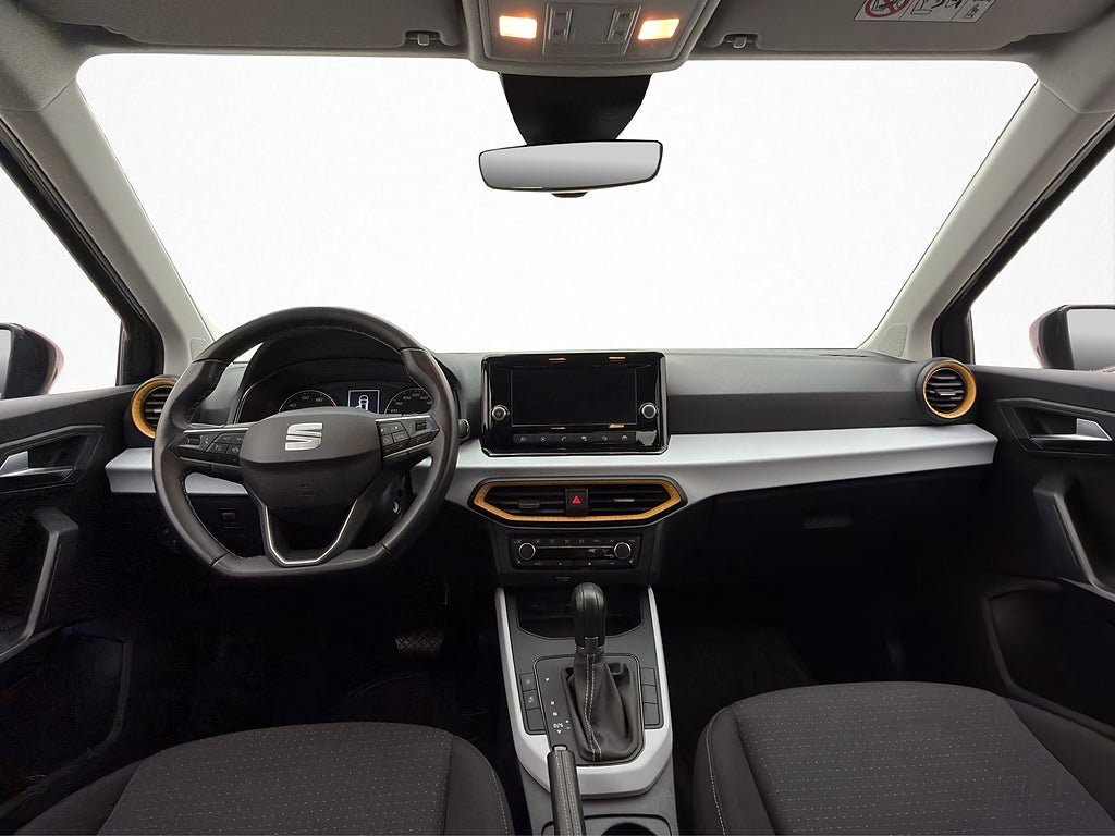Vehicle Image 12