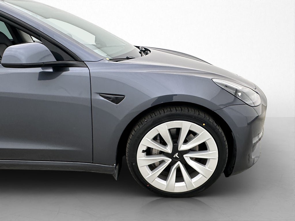 Vehicle Image 36