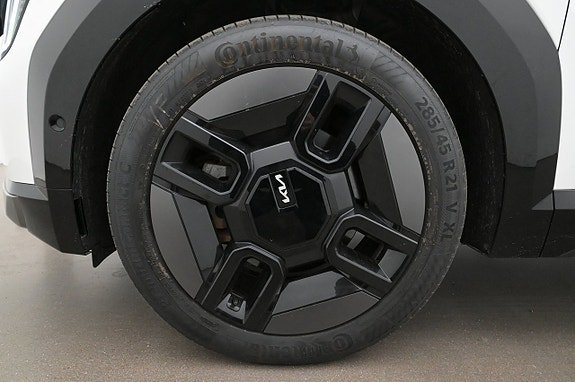 Vehicle Image 27
