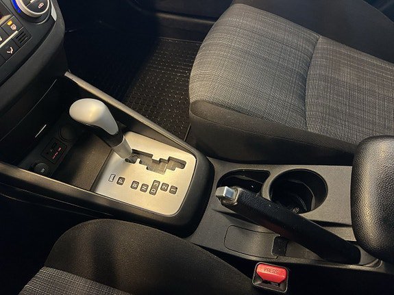 Vehicle Image 19