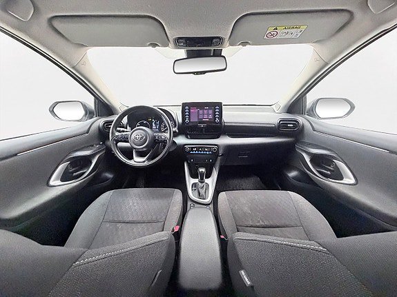 Vehicle Image 15