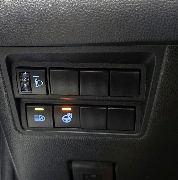Vehicle Image 24