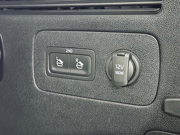 Vehicle Image 34