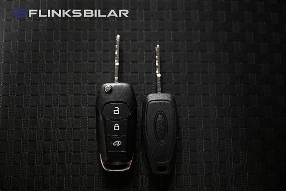 Vehicle Image 26