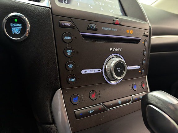 Vehicle Image 26