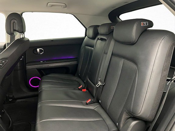 Vehicle Image 33