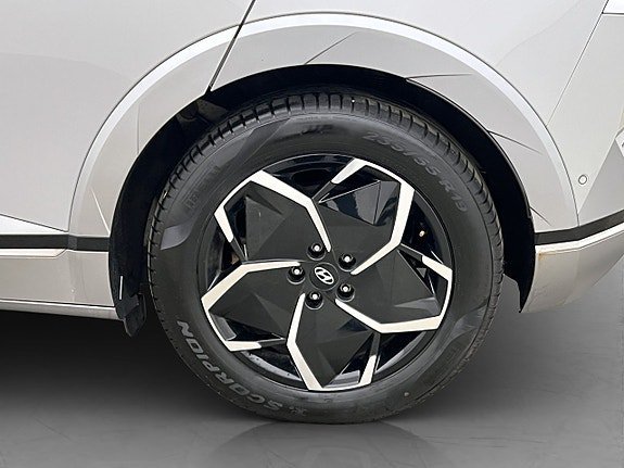 Vehicle Image 38