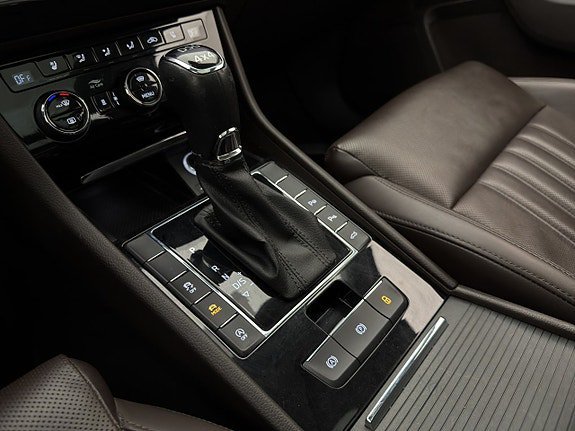 Vehicle Image 26