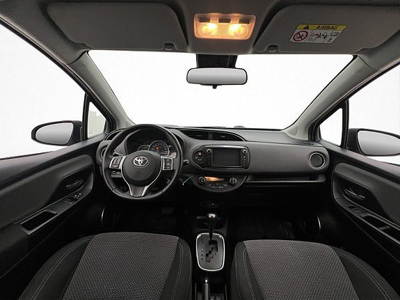 Vehicle Image 18