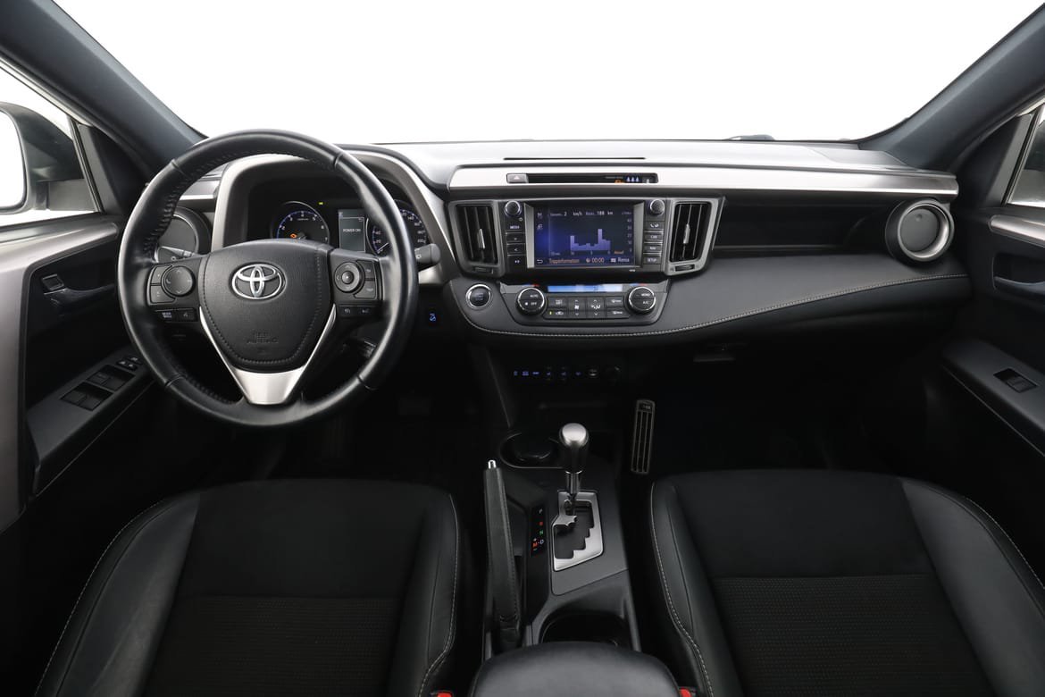 Vehicle Image 13