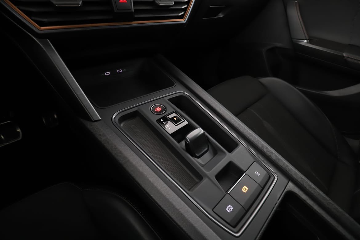 Vehicle Image 25