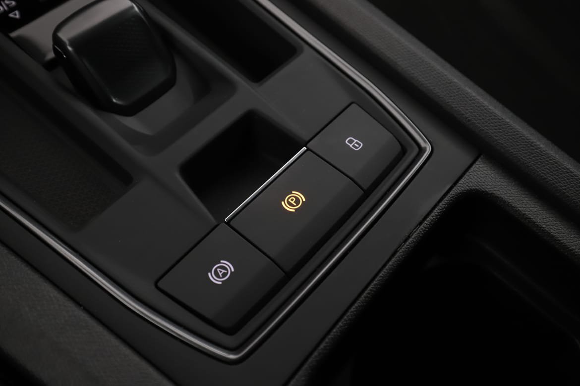 Vehicle Image 28