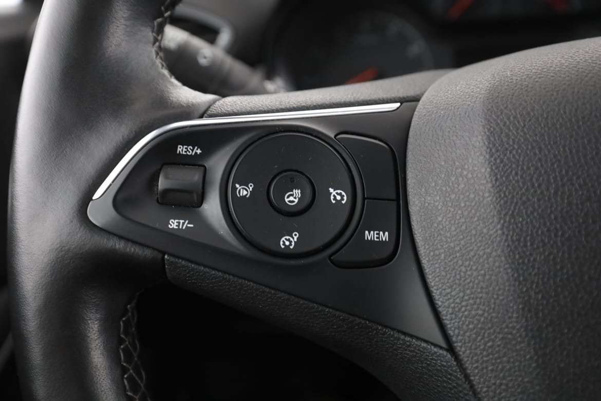 Vehicle Image 27