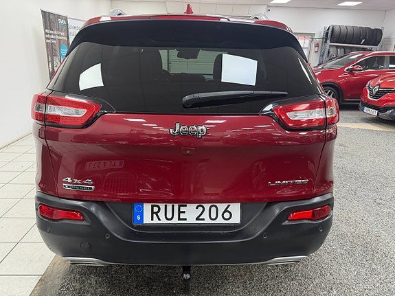 Vehicle Image 17