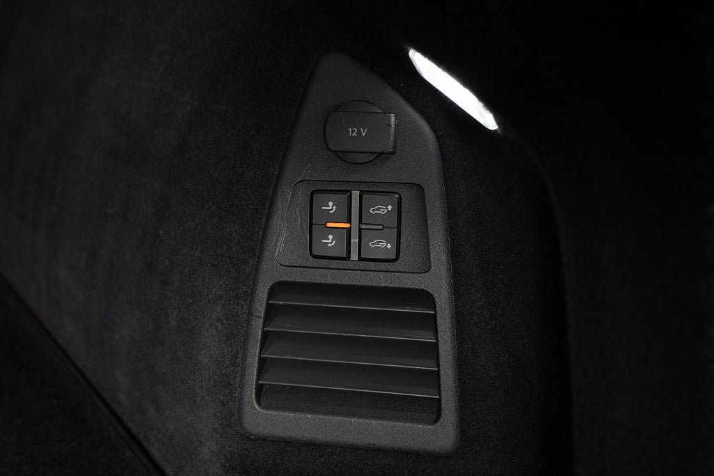 Vehicle Image 28