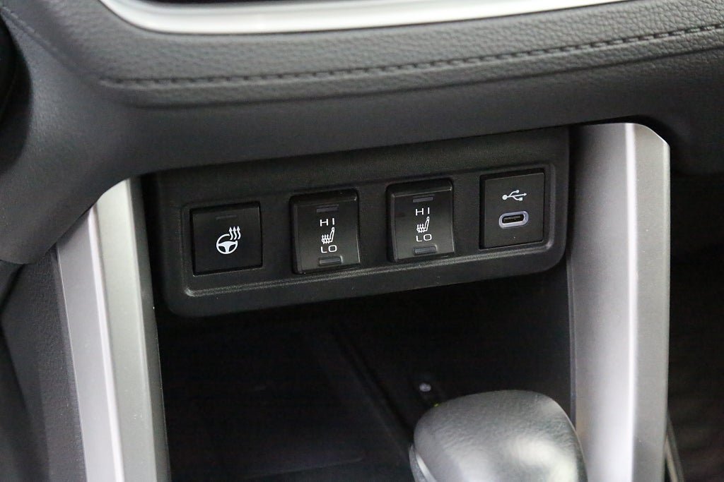 Vehicle Image 22