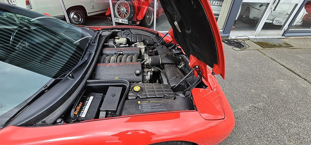 Vehicle Image 16