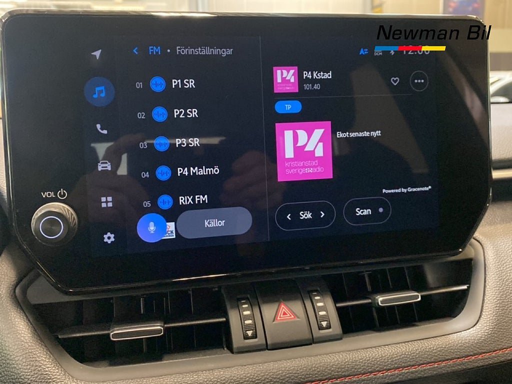 Vehicle Image 11