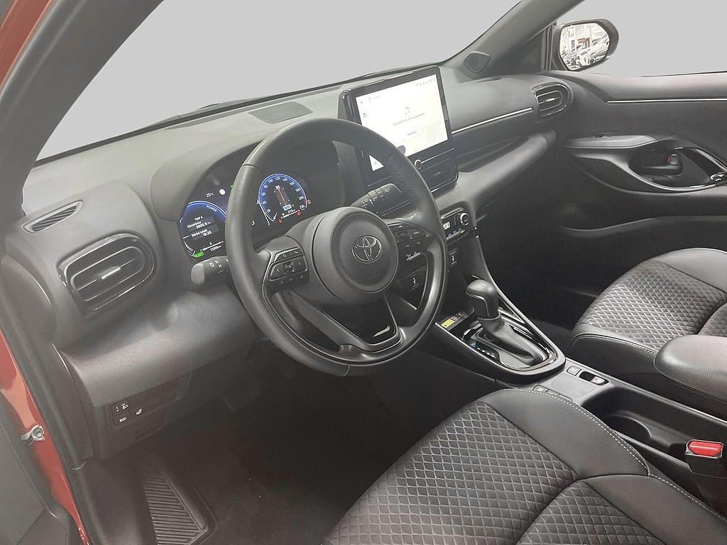 Vehicle Image 14