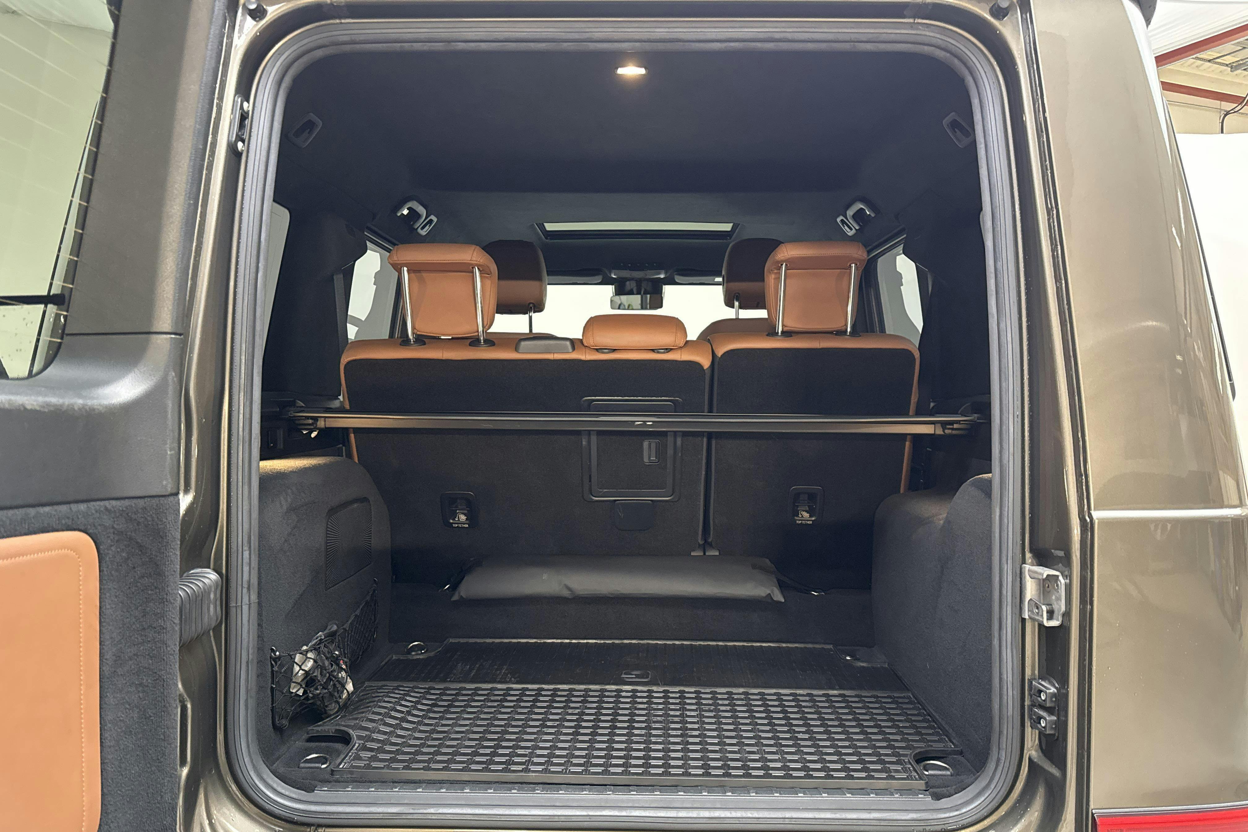 Vehicle Image 9