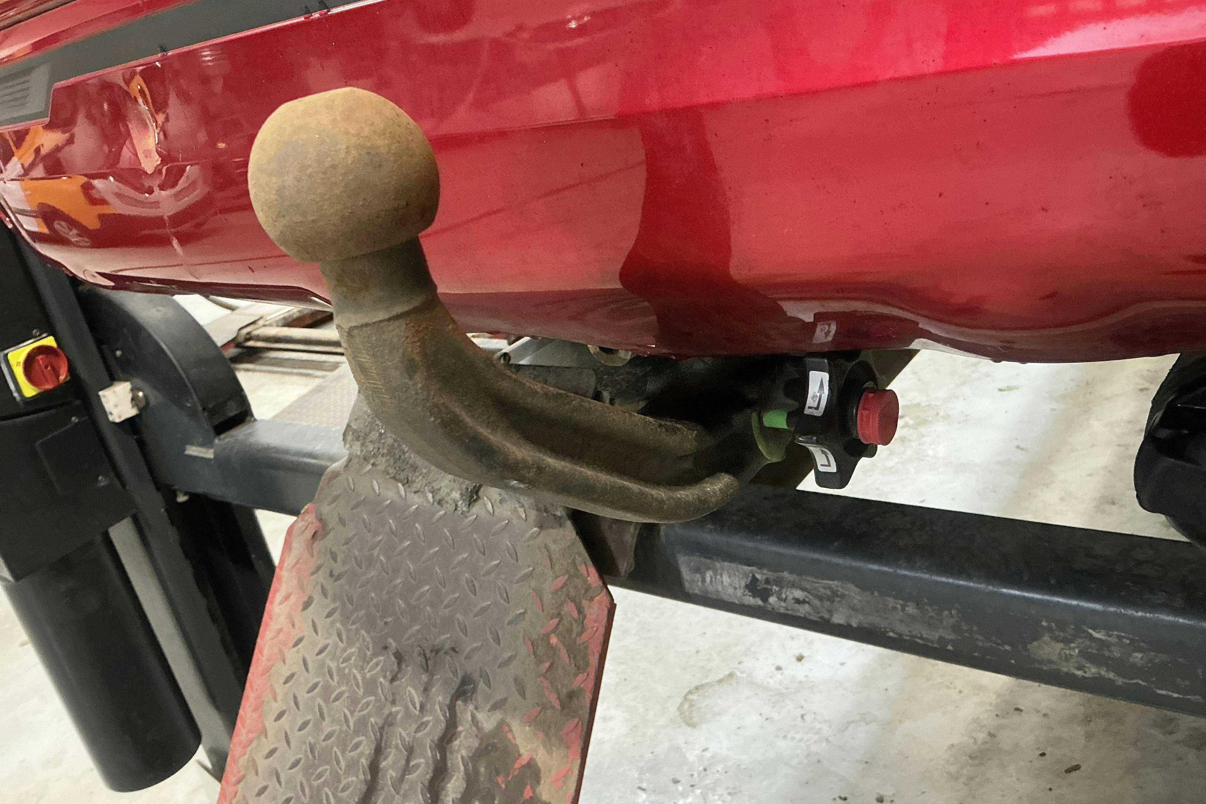Vehicle Image 13