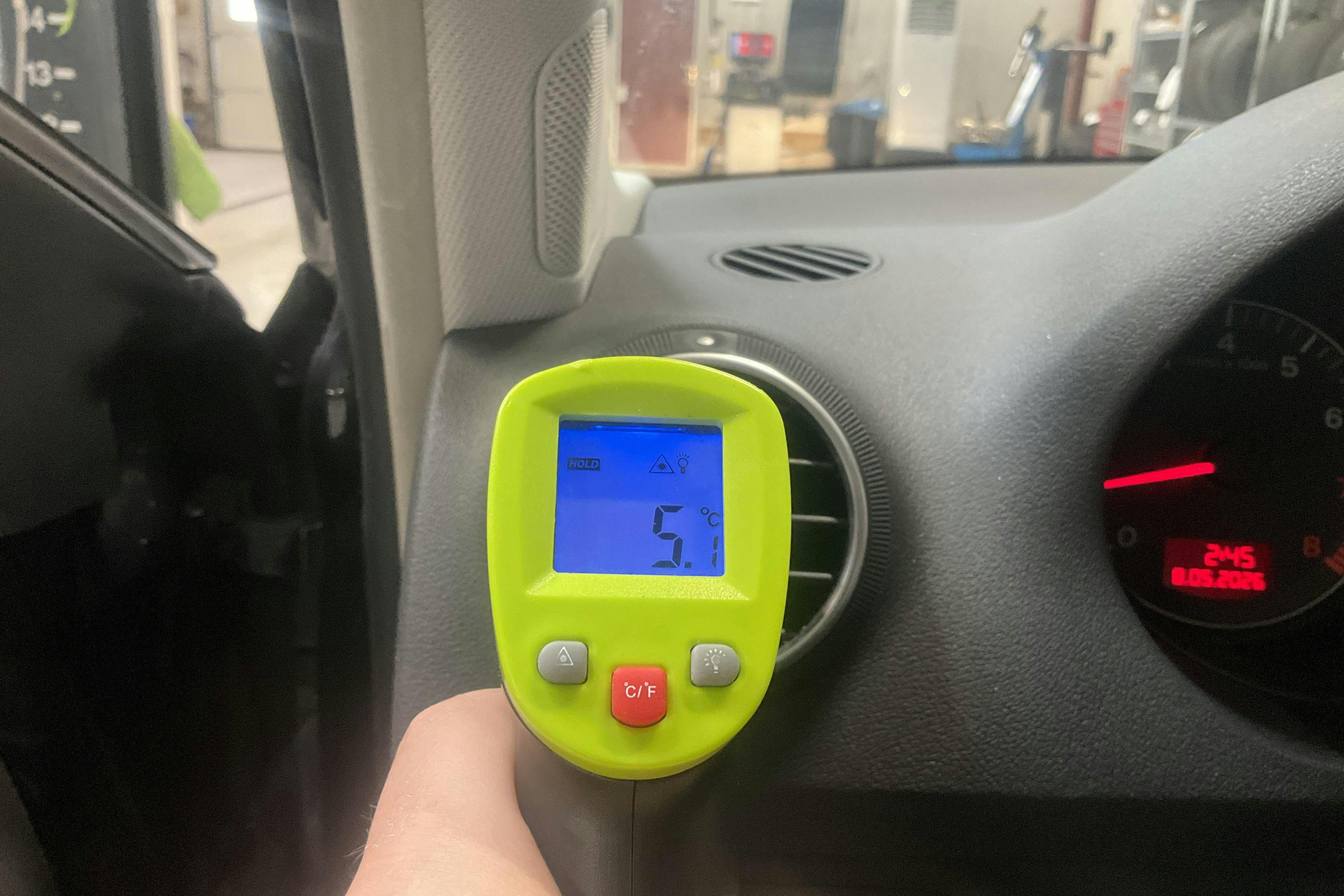 Vehicle Image 13