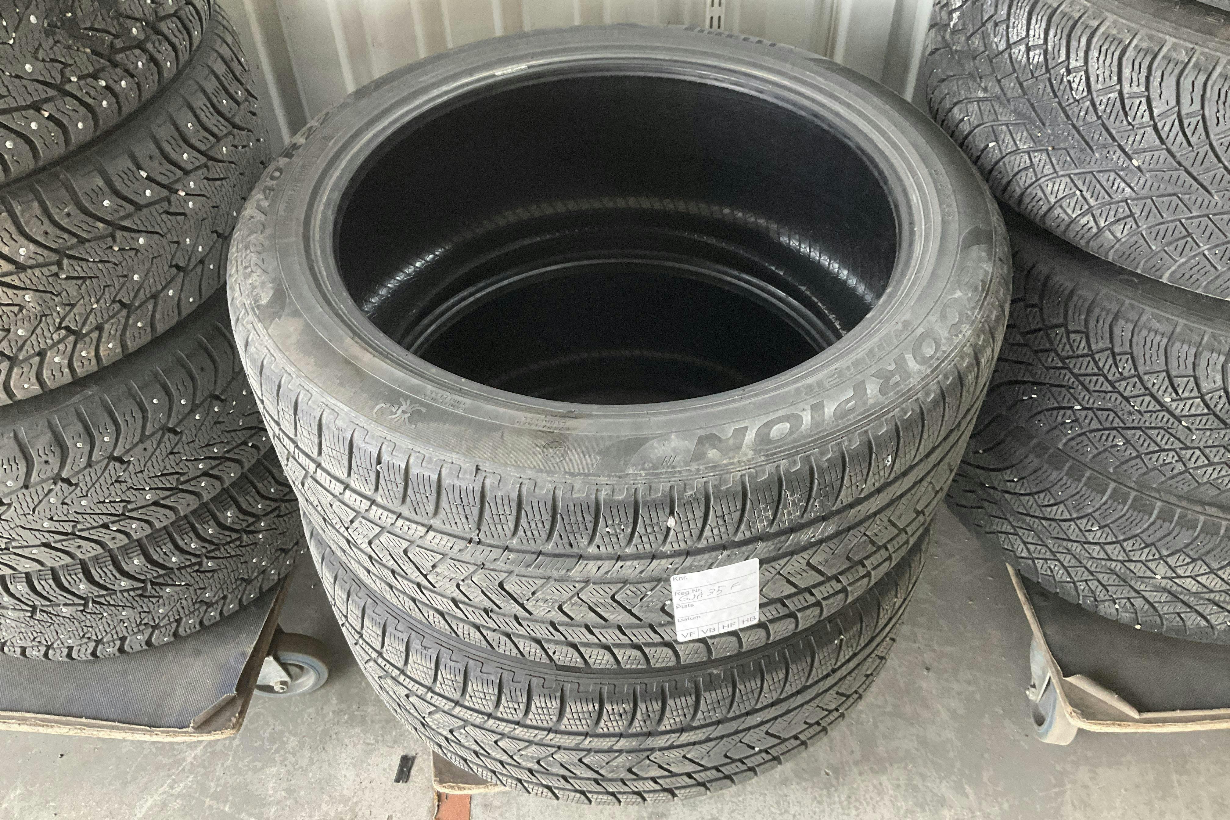 Vehicle Image 17