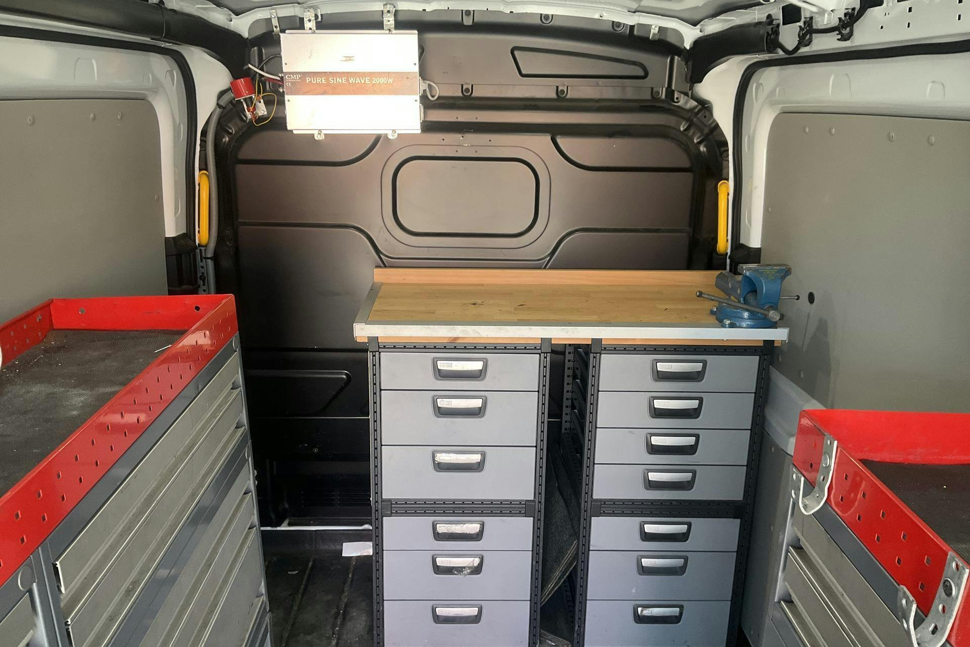Vehicle Image 19