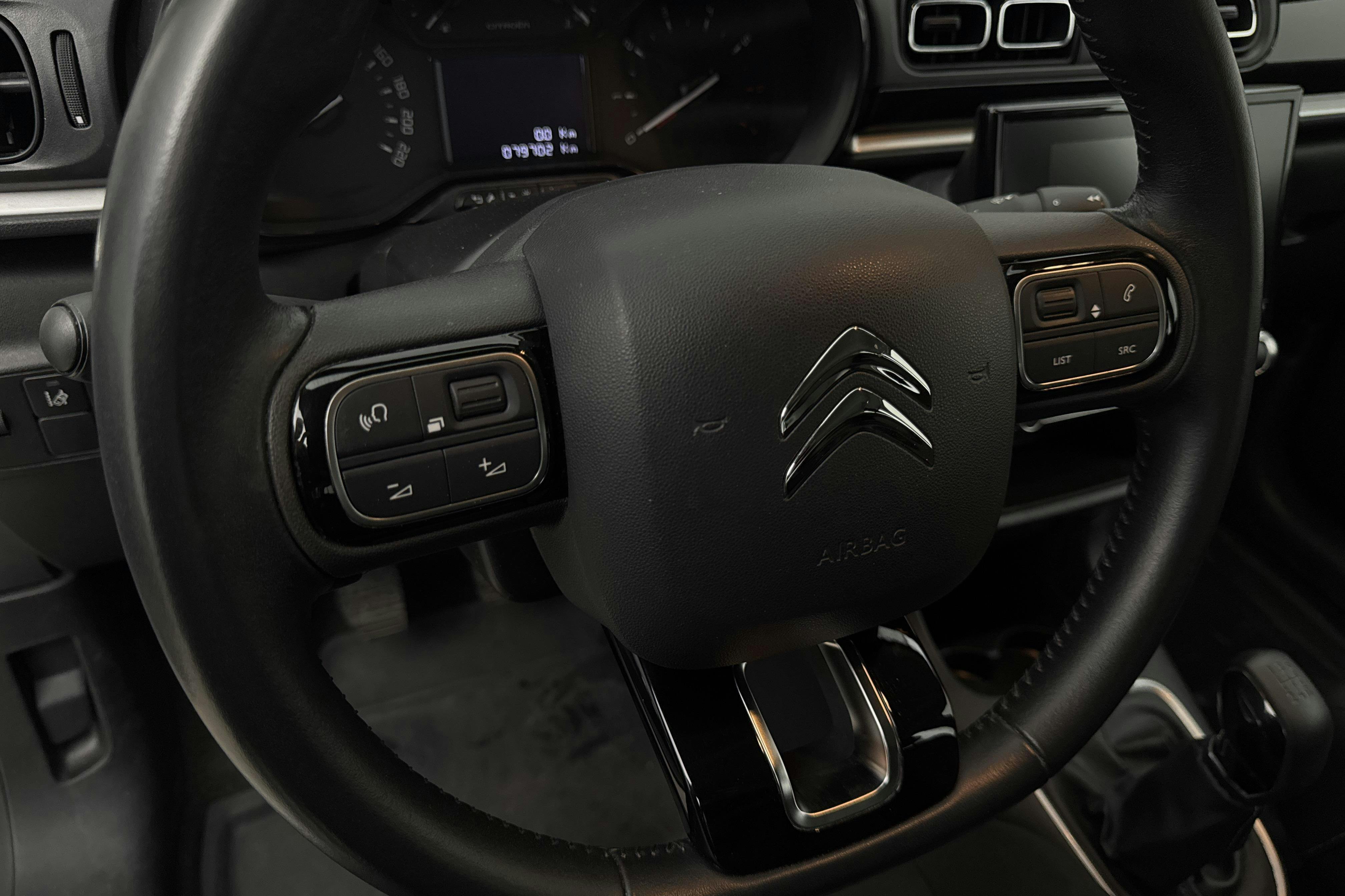 Vehicle Image 13