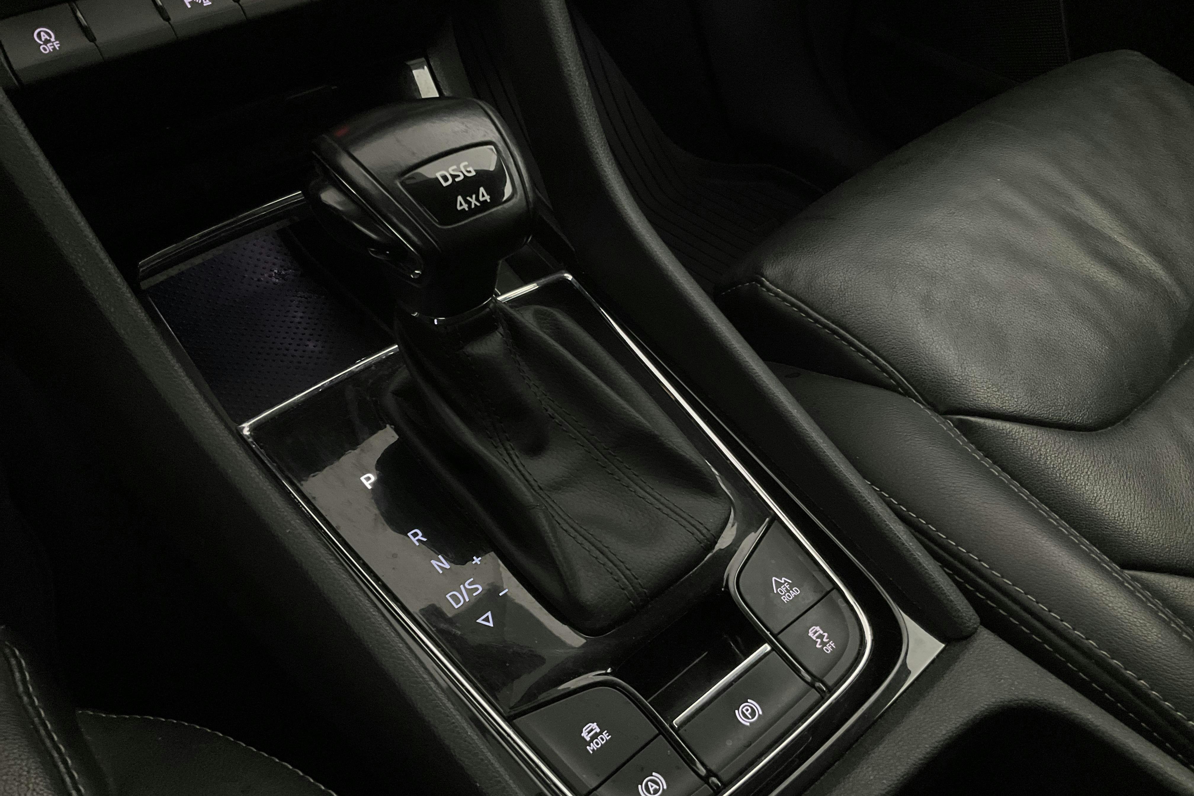 Vehicle Image 15