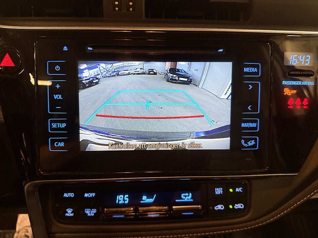 Vehicle Image 19