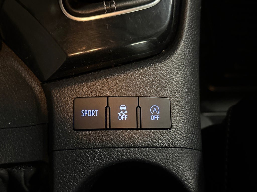 Vehicle Image 23