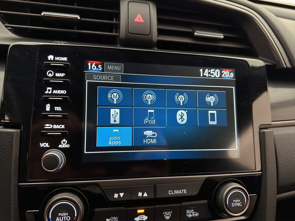 Vehicle Image 19