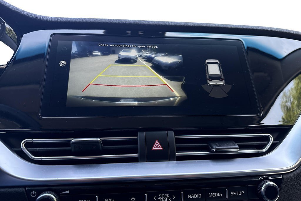 Vehicle Image 13